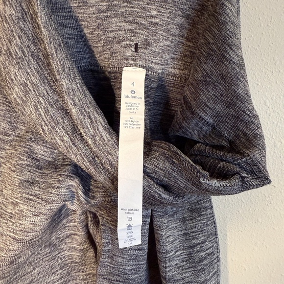 Lululemon Ombre Grey 7/8  Leggings Size 4 - Picture 9 of 14